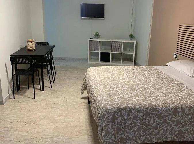 Neapolis Center2 4* Неаполь